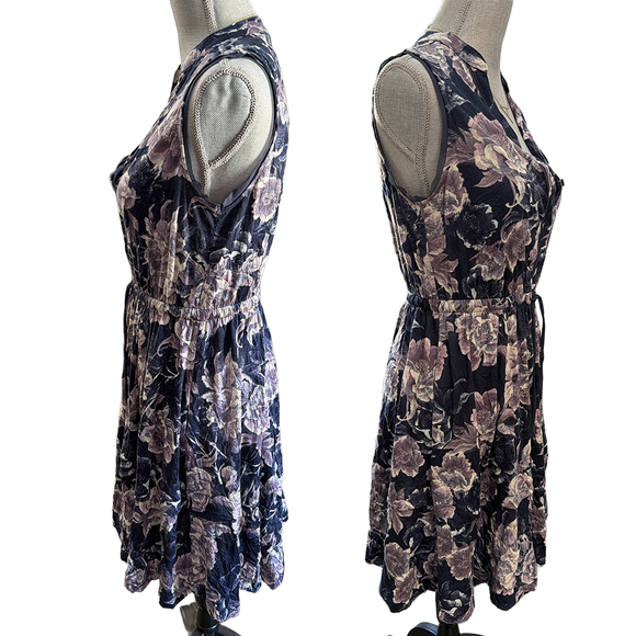 Simply vera Dark floral sleeveless summer flared dress dark cottagecore flirty - Picture 3 of 9